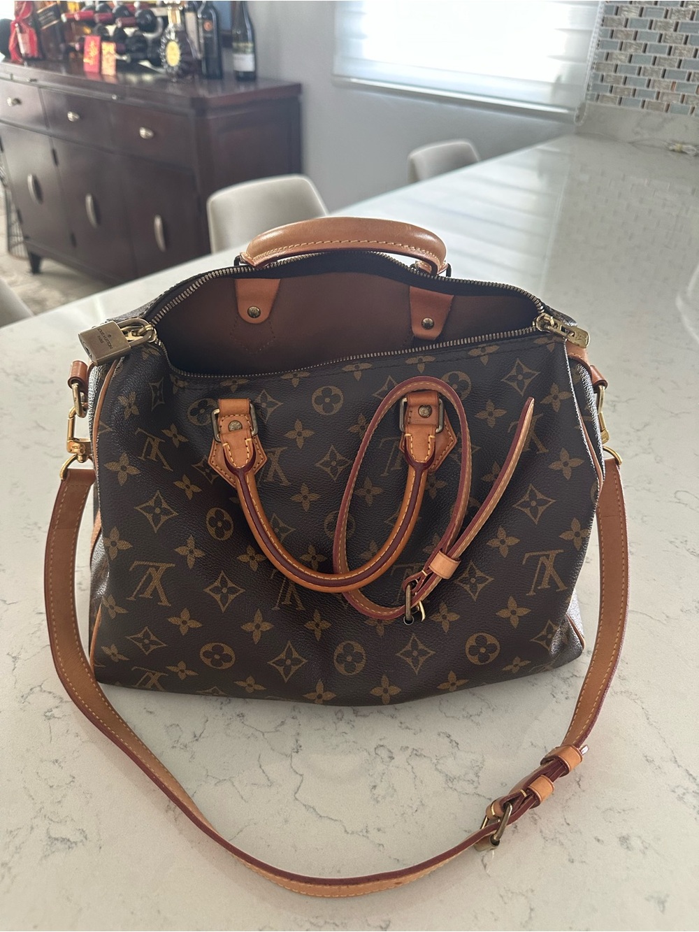 Authentic LV Monogram speedy 30 Satchel Handbag - Brown